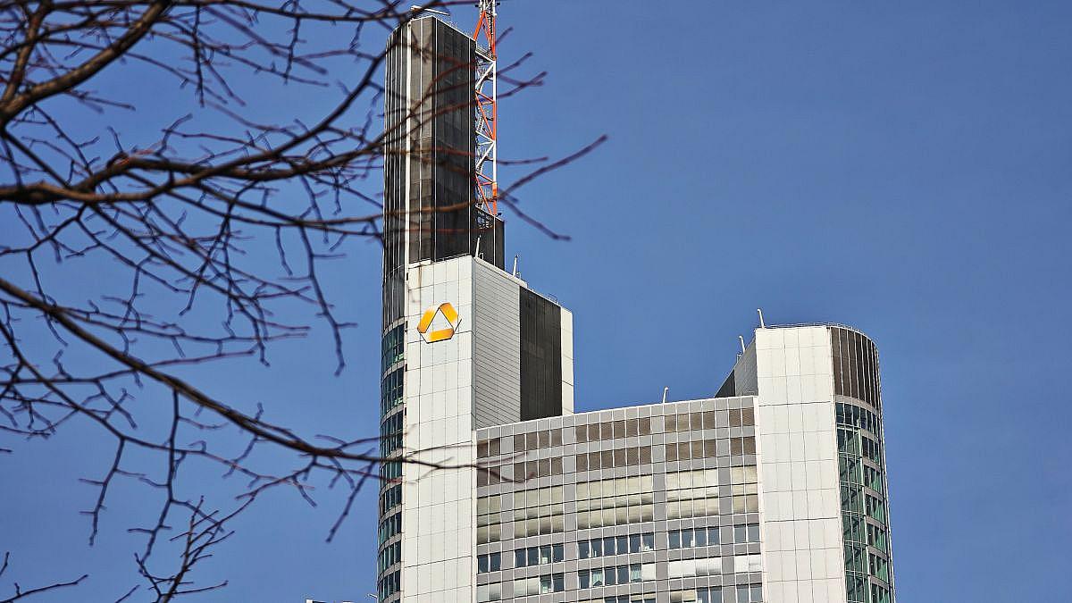 Commerzbank: Mitarbeiterzufriedenheit trotzt Übernahmegesprächen