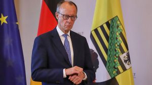 Halle: Bahn-Hauptsitz für Merz noch kein Thema