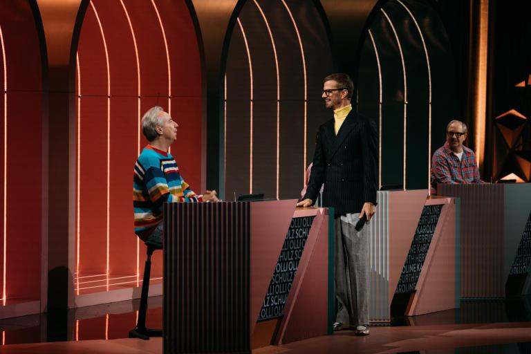 Joko gegen alle: "Wer stiehlt ihm heute die Show?" heute – Promi-Schlacht um Jokos Moderationsplatz! 1 Joko gegen alle: "Wer stiehlt ihm heute die Show?" heute – Promi-Schlacht um Jokos Moderationsplatz! image 10