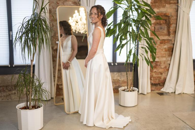 "Hochzeit auf den ersten Blick" heute: Eiszeit auf Island und Eifersucht – Die Realität holt die Romantik ein 1 "Hochzeit auf den ersten Blick" heute: Eiszeit auf Island und Eifersucht – Die Realität holt die Romantik ein image 30