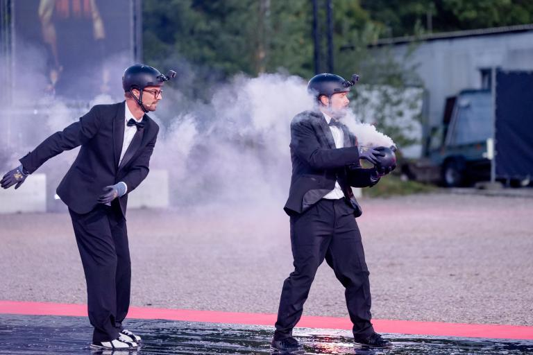 Mit Schweighöfer & Co.: „Joko & Klaas gegen ProSieben“ startet heute – ProSieben fährt harte Gegner auf 2 Mit Schweighöfer & Co.: „Joko & Klaas gegen ProSieben“ startet heute – ProSieben fährt harte Gegner auf image 31