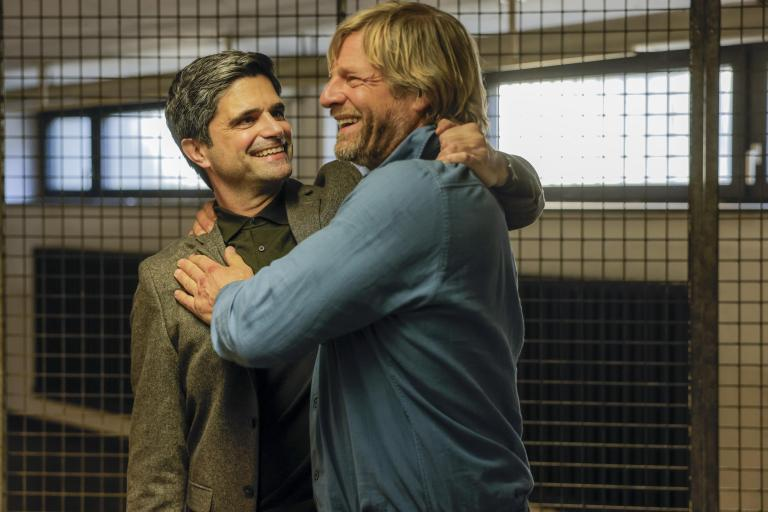 „Der letzte Bulle“ feiert heute spektakuläres Comeback! Henning Baum ermittelt wieder im Ruhrgebiet image 38