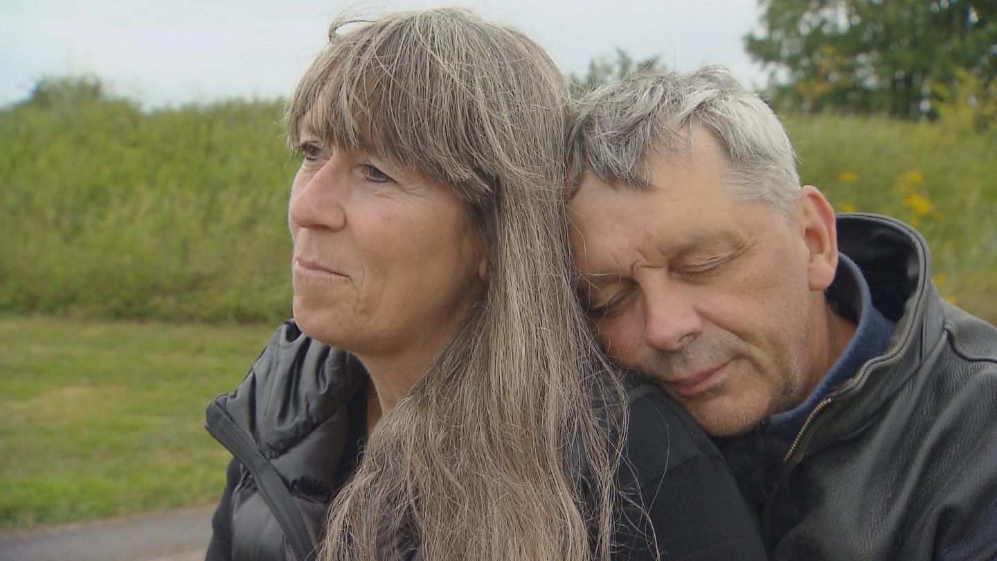 So geht es morgen bei„Bauer sucht Frau“weiter: Tränen, Traktor-Romantik und große Abschiede – wer bleibt, wer fährt? 32CA4 2