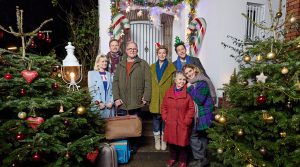 „Weihnachtsüberraschungen“ heute im Ersten: Wenn Liebe, Familie und Geheimnisse an Heiligabend kollidieren „Weihnachtsüberraschungen“ heute im Ersten: Wenn Liebe, Familie und Geheimnisse an Heiligabend kollidieren
