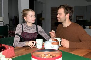 Gute Zeiten, schlechte Zeiten | GZSZ heute, 12.12.2025 – Geheime Absprache: Misstrauen, Nähe und alte Wunden Gute Zeiten, schlechte Zeiten | GZSZ heute, 12.12.2025 – Geheime Absprache: Misstrauen, Nähe und alte Wunden