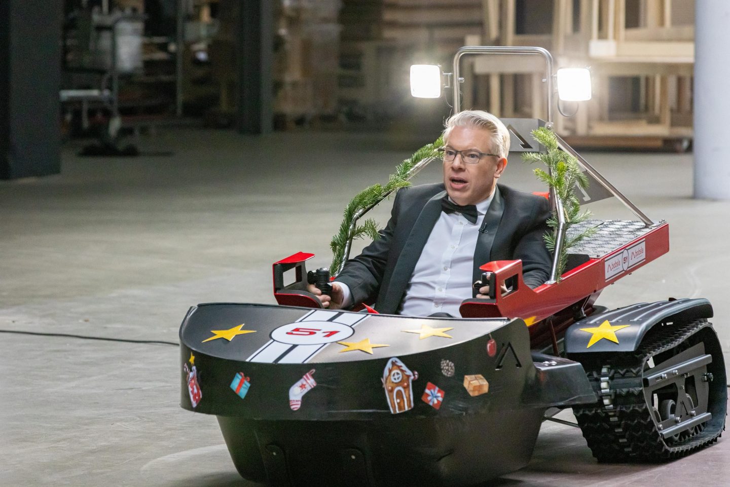 Bobsla bei „Die Höhle der Löwen“: Elektro-Schnee-Racer sorgt für Crash, Staunen und einen Deal? 6A518 4