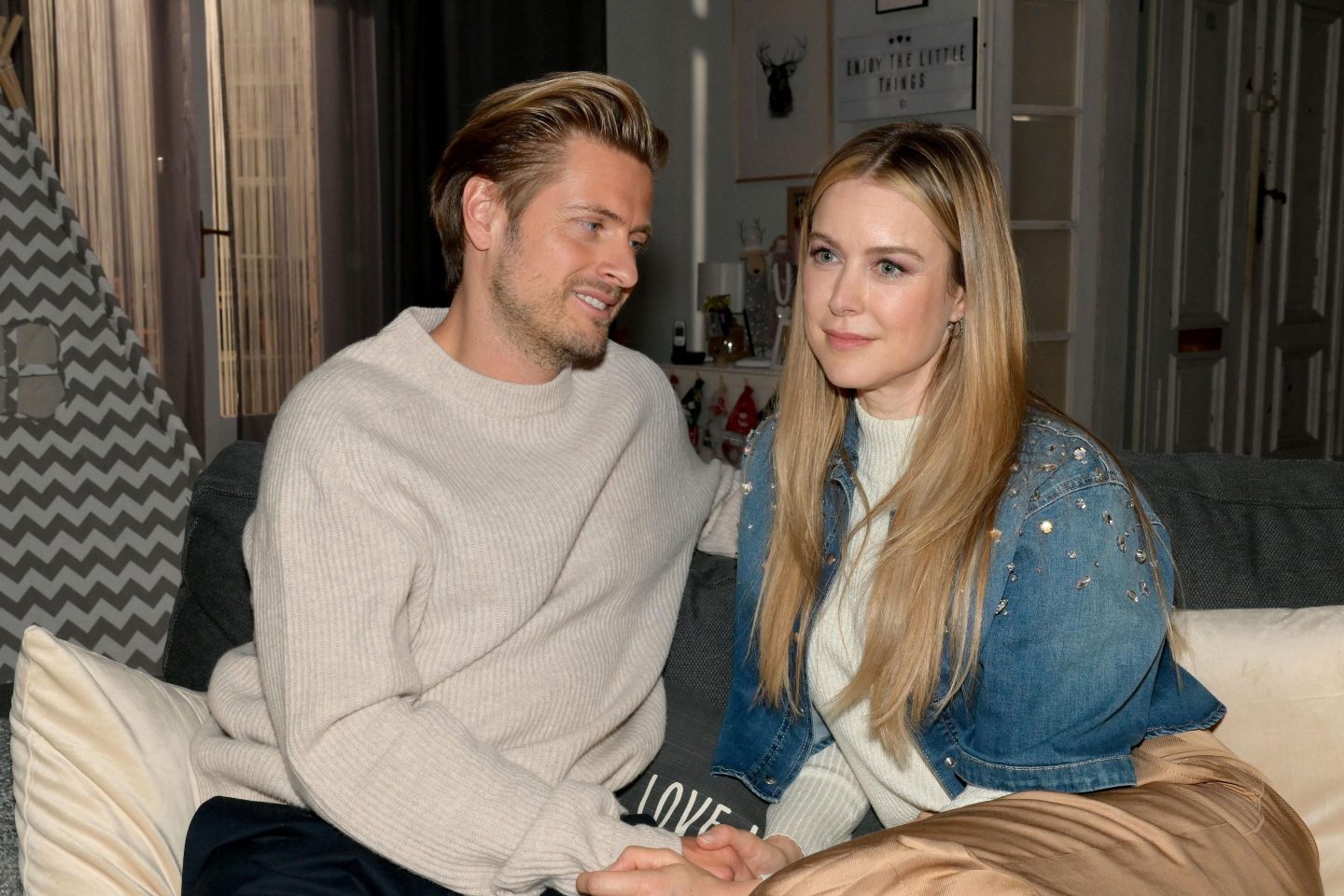 Gute Zeiten, schlechte Zeiten | GZSZ heute, 09.12.2025 – Die Wahrheit: Zweifel, Mut und drohende Entscheidungen