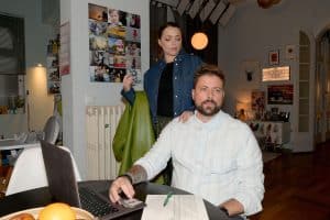 Gute Zeiten, schlechte Zeiten | GZSZ am 01.12.2025 – Retterin: Gefühle, Nähe und ein schmerzhafter Stich Gute Zeiten, schlechte Zeiten | GZSZ am 01.12.2025 – Retterin: Gefühle, Nähe und ein schmerzhafter Stich