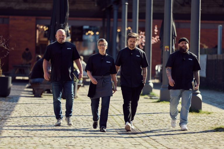 Mälzers Meisterklasse: Wer holt sich heute den Sieg, 50.000 Euro und das Kitchen-Impossible-Duell?