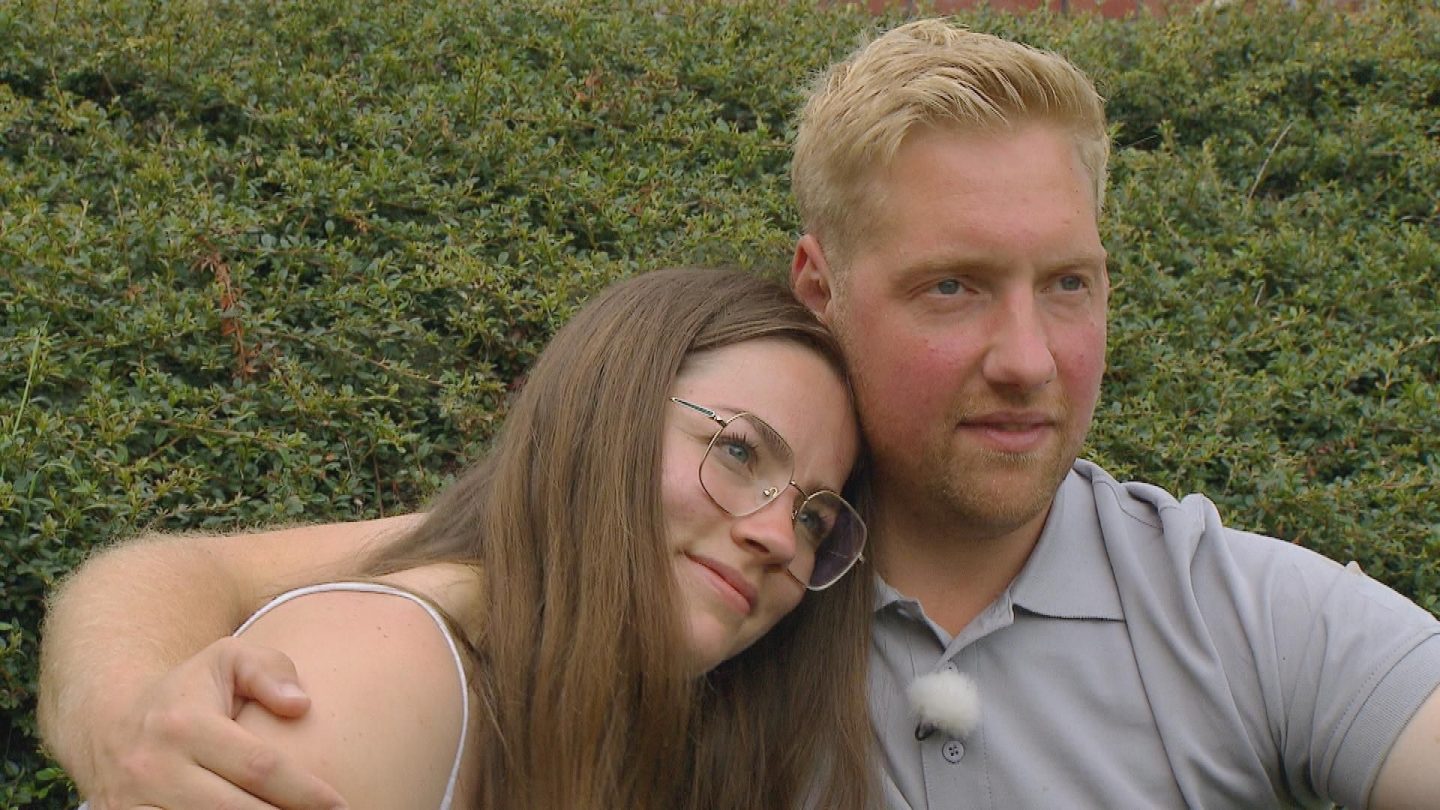 „Bauer sucht Frau“: Zwischen Reitstunde, großen Gefühlen und einem Zeichen für die Ewigkeit 3 „Bauer sucht Frau“: Zwischen Reitstunde, großen Gefühlen und einem Zeichen für die Ewigkeit E960A 2