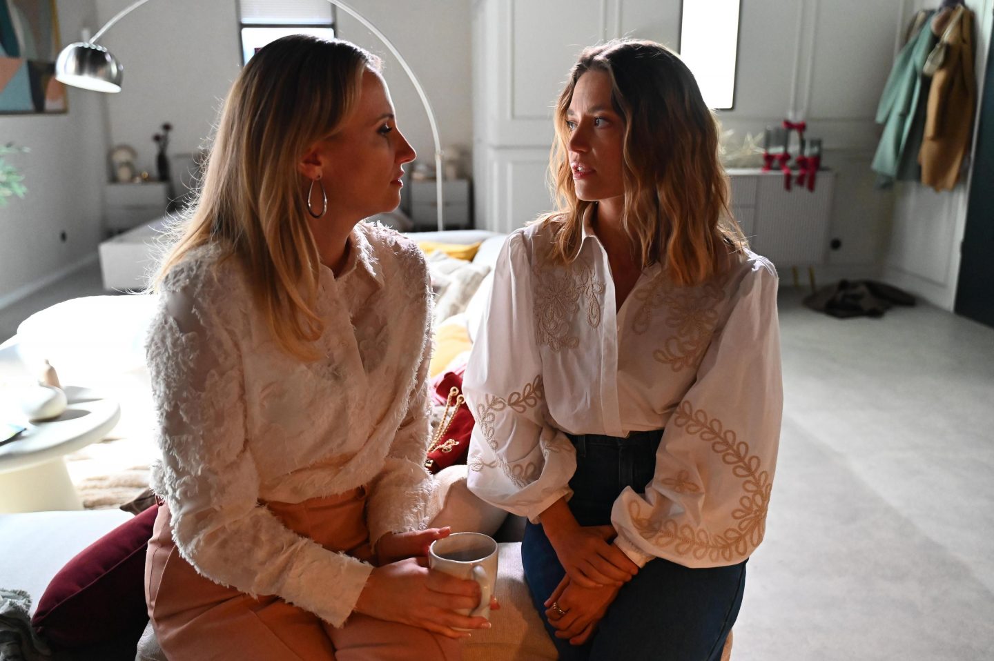 Alles was zählt | AWZ heute, 10.12.2025 – Liebe ist blind: Intrigen, Erkenntnisse und ein neuer Funke Hoffnung 1 Alles was zählt | AWZ heute, 10.12.2025 – Liebe ist blind: Intrigen, Erkenntnisse und ein neuer Funke Hoffnung F6CCC