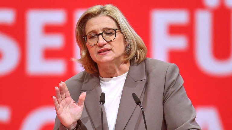 Saarbrücken: Anke Rehlinger fordert schnellere Wirtschaftshilfen