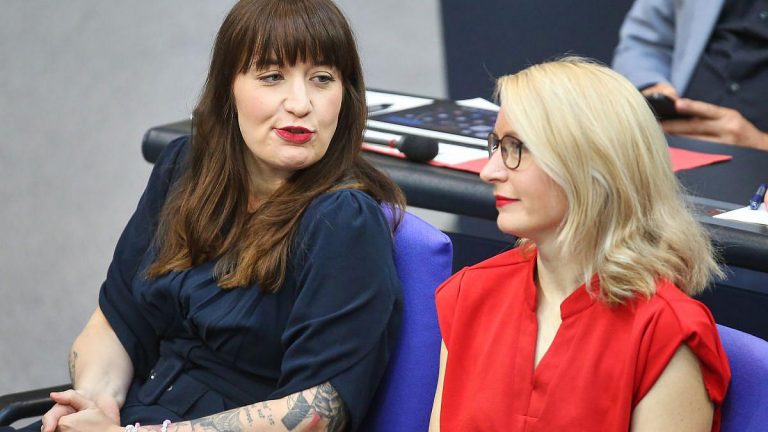 Linke legt im Politbarometer kräftig zu – AfD fällt hinter Union