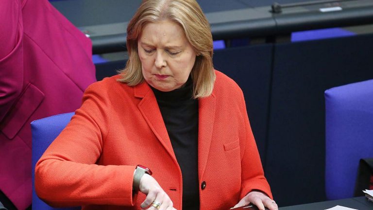 Arbeitsministerin Bas fordert in den ARD-Tagesthemen „ganz neues System“ für Rente