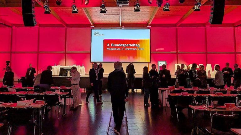 Bündnis Sahra Wagenknecht: Parteitag in Magdeburg mit wichtigen Weichenstellungen