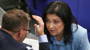 Berlin: Reiche und Schneider treffen Chemie-CEOs zu Zukunftsagenda Berlin: Reiche und Schneider treffen Chemie-CEOs zu Zukunftsagenda