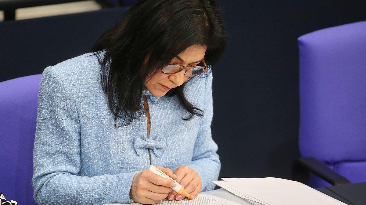 Bundeswirtschaftsministerin Reiche besiegelt Kohle-Ausstieg der LEAG mit Milliarden-Vertrag in Deutschland