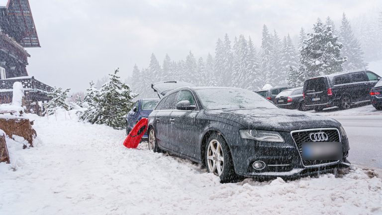 Von Winterreifen bis Dashcam: Sinnvolle Ausstattung für Fahrer in Baden-Württemberg