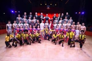 Offenburger Weihnachtscircus: Besucherrekord unterm Manegen-Zelt – Gäste feiern das Finale der 28. Spielzeit