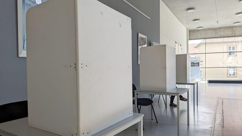 Berlin: Debatte um Wählbarkeit bei Volksverhetzern