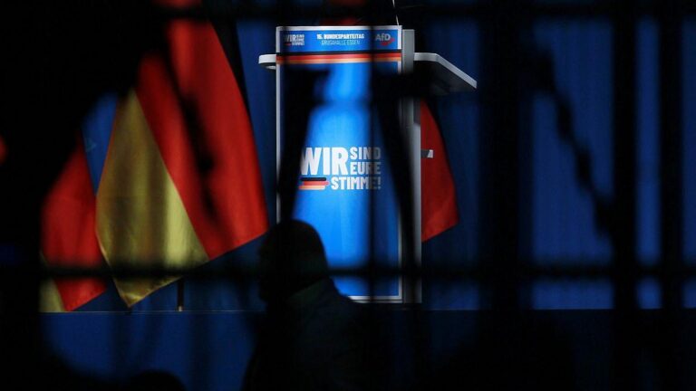 AfD rüstet sich für mögliche Regierungsämter