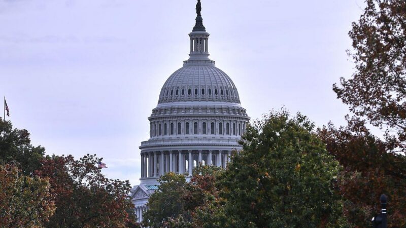 USA rutschen in kurzzeitigen Shutdown