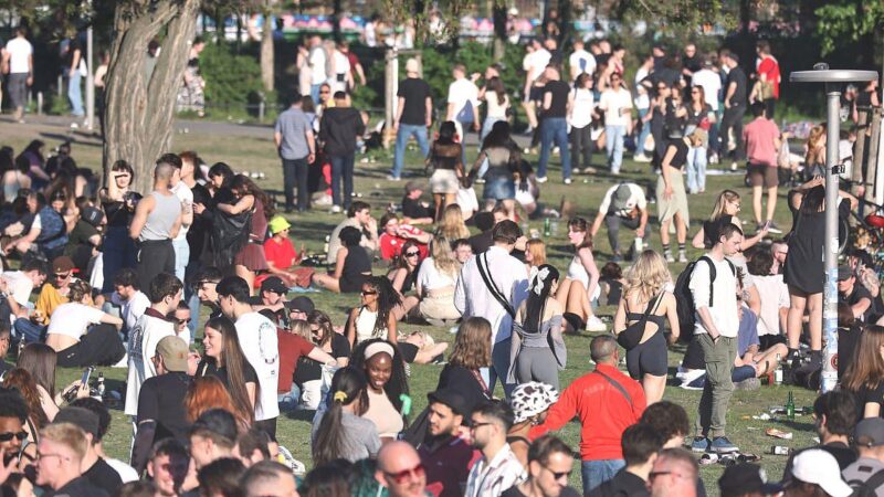 Deutsches Liebesleben: Jugendlicher Sex rückt später Deutsches Liebesleben: Jugendlicher Sex rückt später