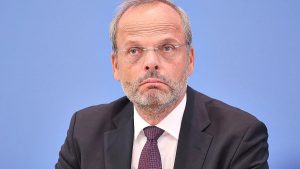 Klein entsetzt über Brandanschlag in Templin