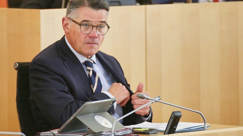 Rhein rügt Länder: „Solidarität darf nicht überfordern“ Rhein rügt Länder: „Solidarität darf nicht überfordern“