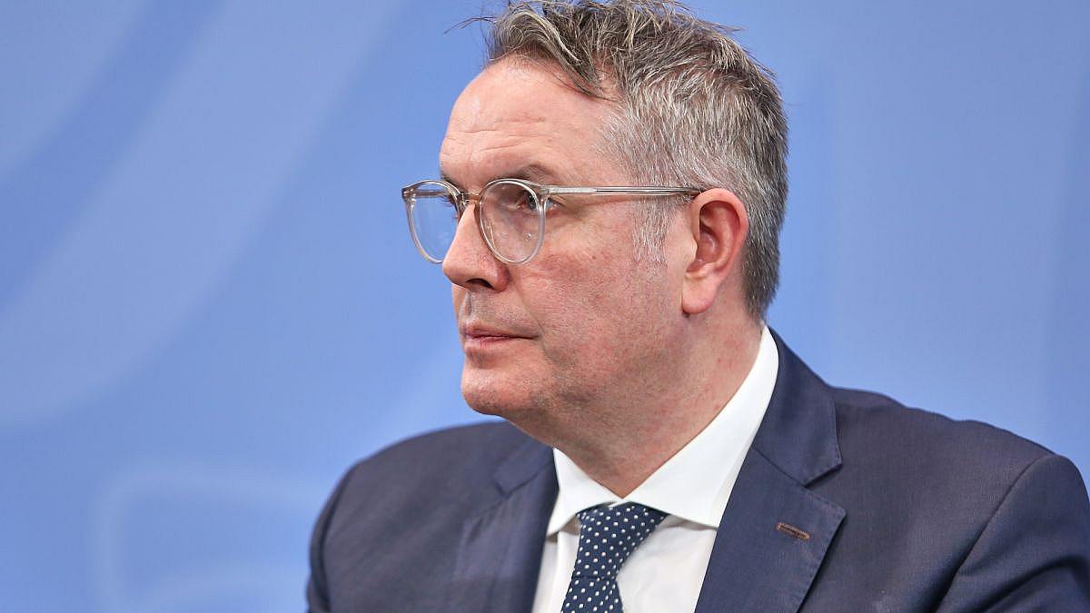 Rheinland-Pfalz: Schweitzer fordert Wirtschafts-Fokus 2026