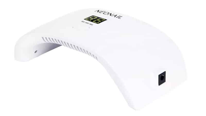 Rückruf bei dm und Rossmann: Stromschlag-Gefahr bei NEONAIL-LED-Lampen