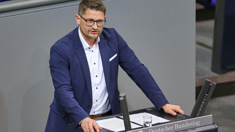 AfD bejubelt CDU-Pläne zu Steuern und Bürgergeld
