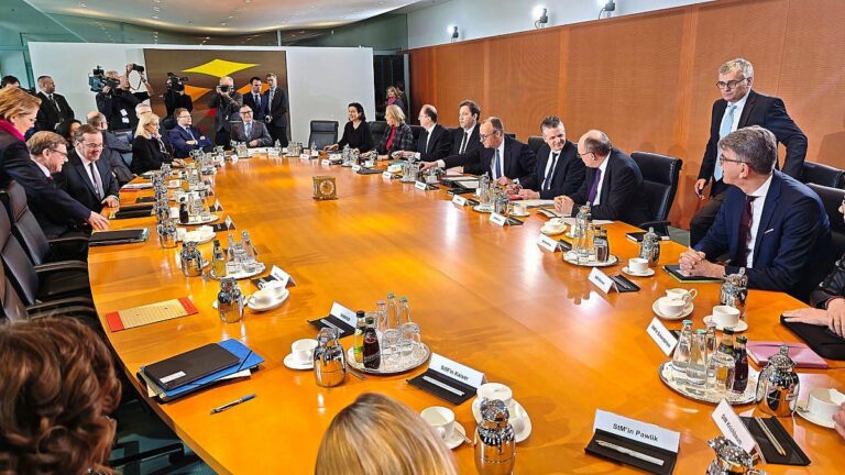 Bundesminister im Beliebtheitscheck: Ampel-Kabinett weit abgeschlagen