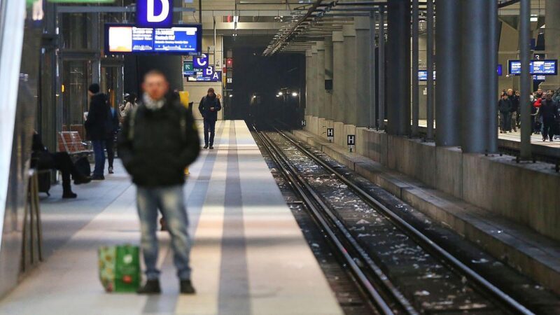 Union schlägt Zugangsbeschränkung zu Bahngleisen vor