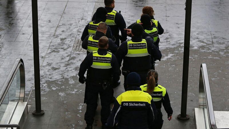 SPD-Pläne für Bahn-Sicherheit: GdP mahnt Details an