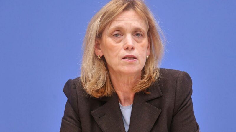 Wahlrechtsreform: Familienministerin Prien fordert Prüfung von Parität trotz Koalitionsstreit