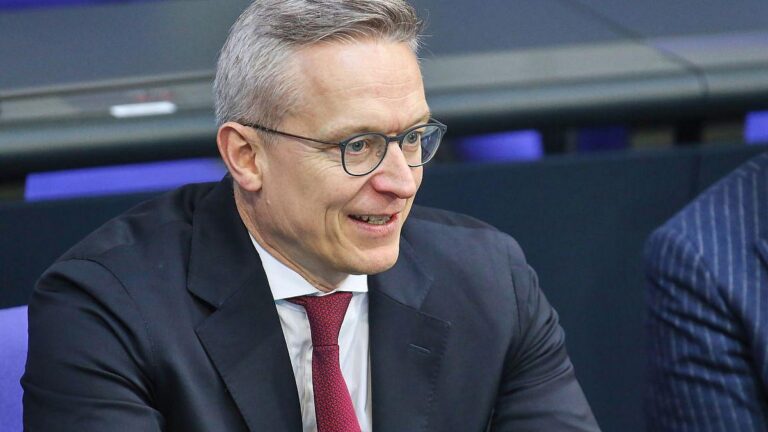 Bundesminister kündigt neue Bürger-App an