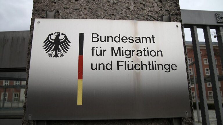 Freiwillige Rückkehr: Rückkehrprogramm zieht deutlich mehr Asylsuchende an
