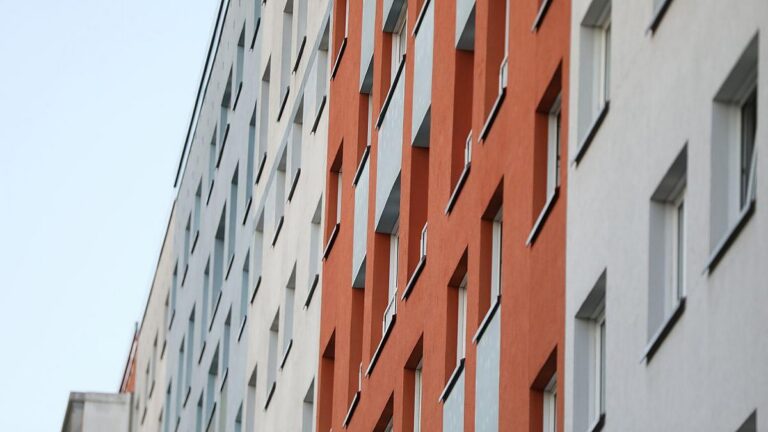 Wohnungsnot verschärft sich: Jedes achte Haus in Deutschland zu klein