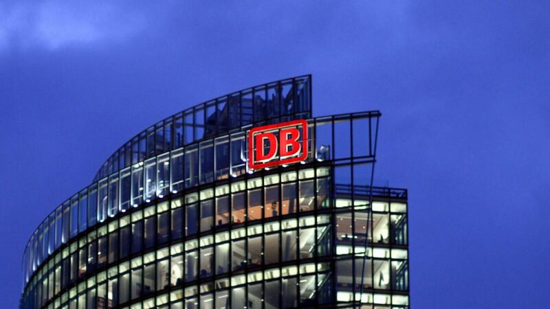 Schweigeminute nach totem Schaffner