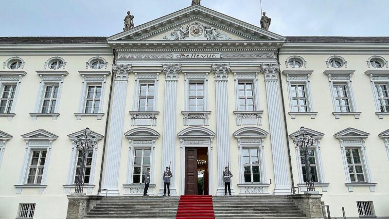 Gerüchte um Merkel als Bundespräsidentin: Grüne dementieren vehement