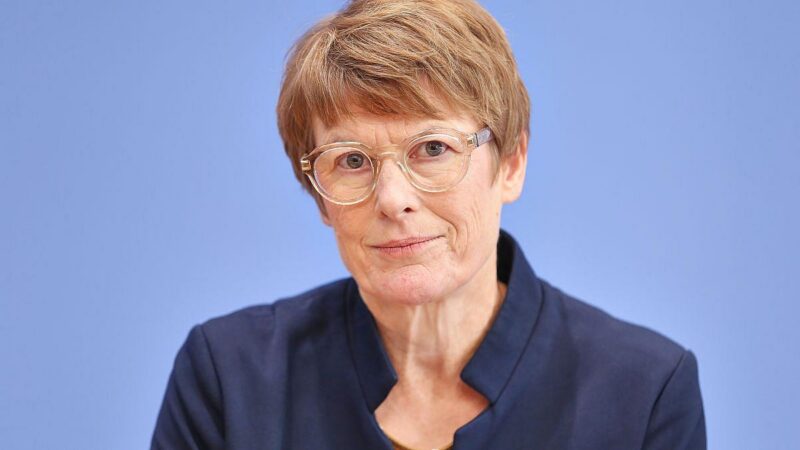 Wirtschaftsweise Grimm für Lockerung des Kündigungsschutzes