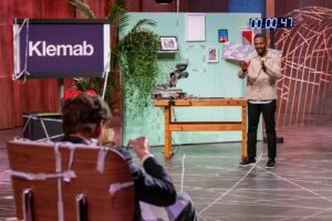 Klemab mit Chaos-Pitch bei „Die Höhle der Löwen“: Leipziger Gründer klebt die Höhle zu – und bekommt einen Deal