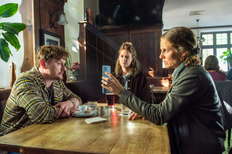 ZDF-Thriller „In fremden Händen“: Manipulation, Macht und ein perfider Plan ZDF-Thriller „In fremden Händen“: Manipulation, Macht und ein perfider Plan