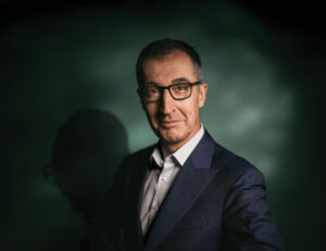 Wahlsieger Özdemir unter Druck: Streit bei Grünen und CDU-Forderung sorgt für neue Debatte