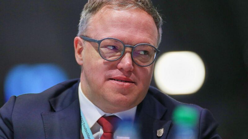 Voigt will CO2-Preis stoppen: „Belastung zu hoch“ Voigt will CO2-Preis stoppen: „Belastung zu hoch“