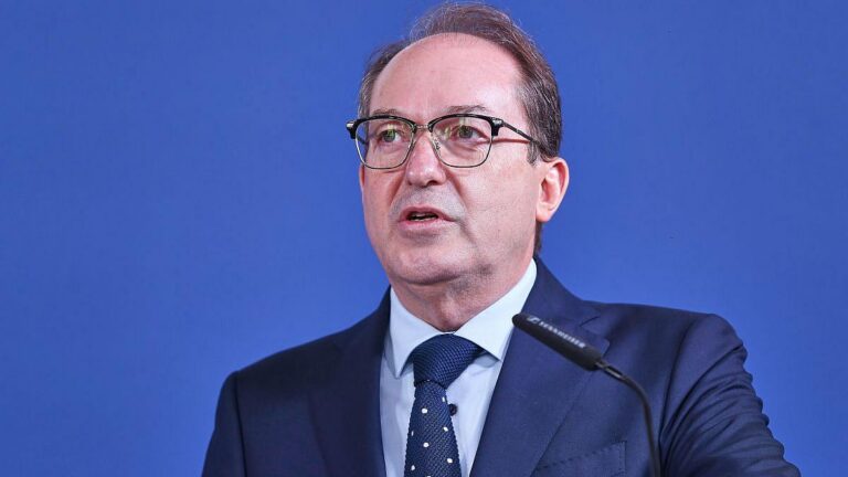 Dobrindt erwartet baldigen Besuch aus Syrien