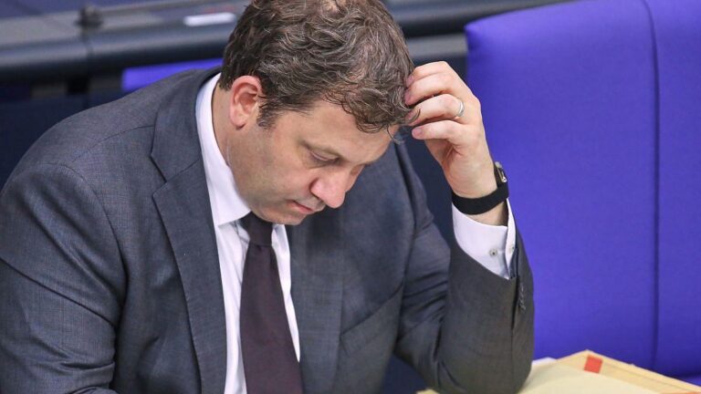 Altersvorsorge: Verbraucherschützer schlagen Alarm bei Klingbeils Plänen