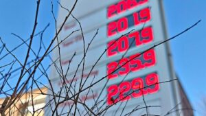 Spritpreise stagnieren – doch bleiben auf hohem Niveau