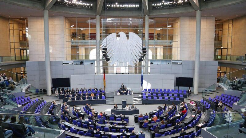 Wolf neu im Jagdrecht: Bundestag ändert Bundesjagdgesetz